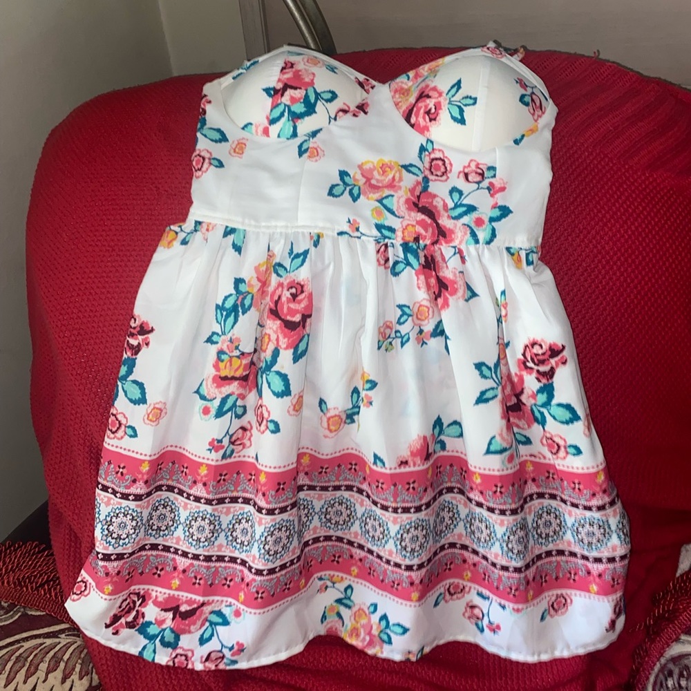 Derek Heart Size Medium Short-Medium length dress